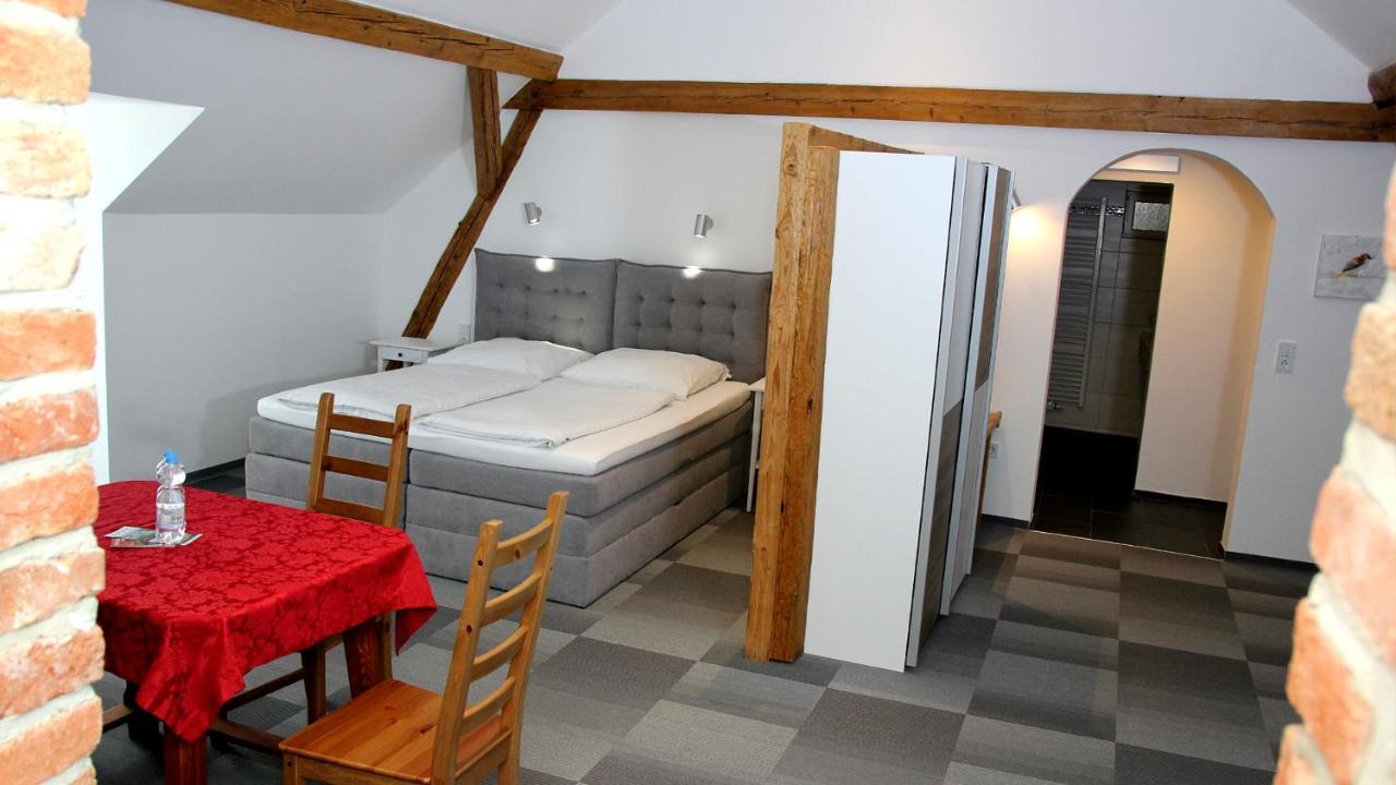 Hotel Am Donaubogen Sarching Exterior foto